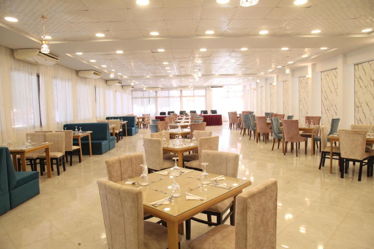 Jewel Assiut Hotel Exteriör bild